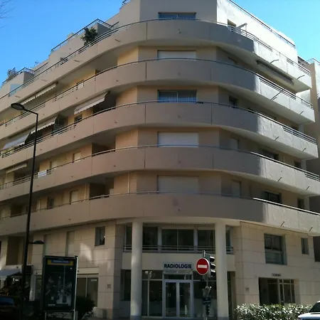 Cap St Honorat Apartmán